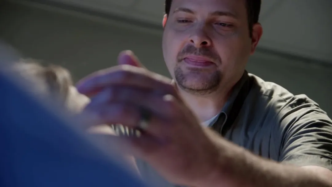 2016 Gala Michelle Mooring CVICU ECMO