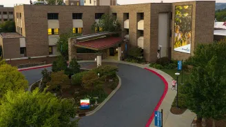 The front view of AdventHealth Hendersonville