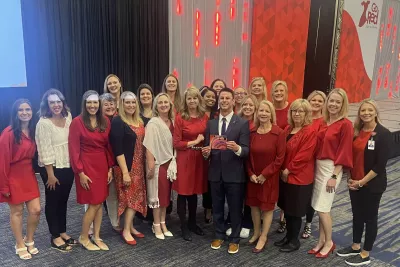 ahsm-womens-cardiac-go-red-group