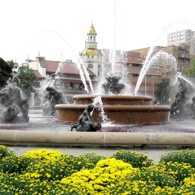 A Horse Themed Fountain at a Country Club in Kansas City