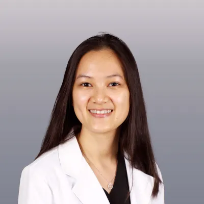 A professional headshot of Pharmacy Resident, Linh Hoang