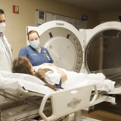 Gordon_Hyperbaric Chamber