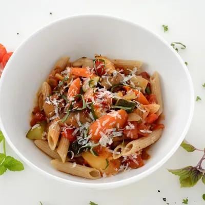 Vegetable dish including fennel, mushrooms and pasta
