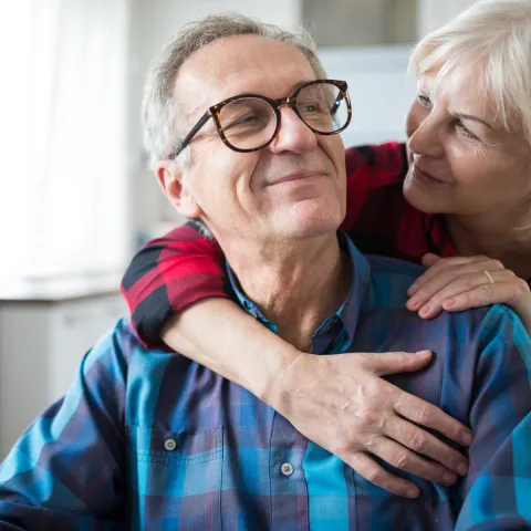 A couple discusses memory loss.