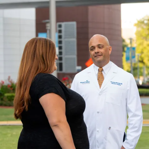 Bariatrics patient speaking to her provider