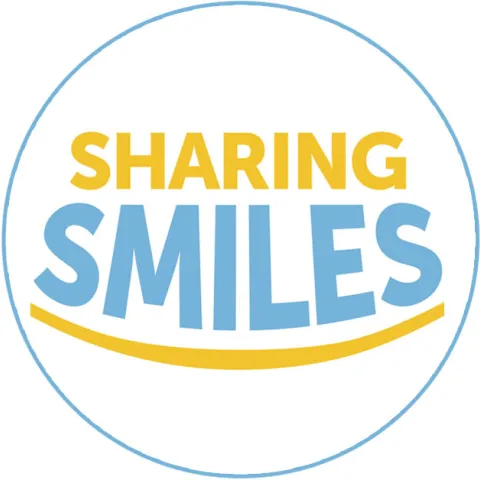 sharing smiles icon