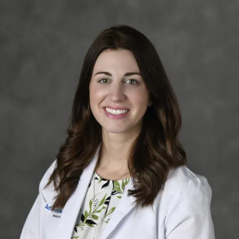 Nicole Couzzo, APRN, Headshot