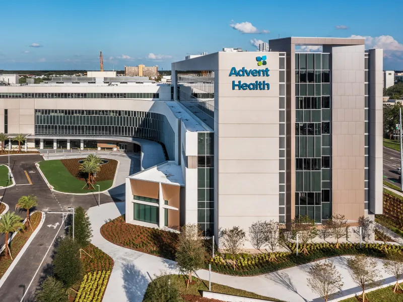 Exterior of Taneja Center for Surgery at AdventHealth Tampa.