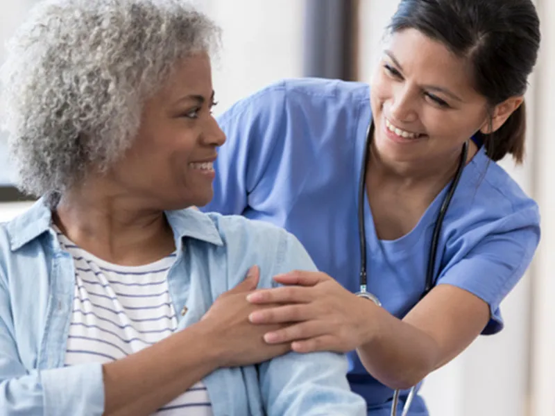 LP-Circle-Insert-Large-cardiovascular-general-Nurse-With-Patient