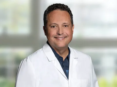 Headshot of Robert W. Santa-Cruz, MD