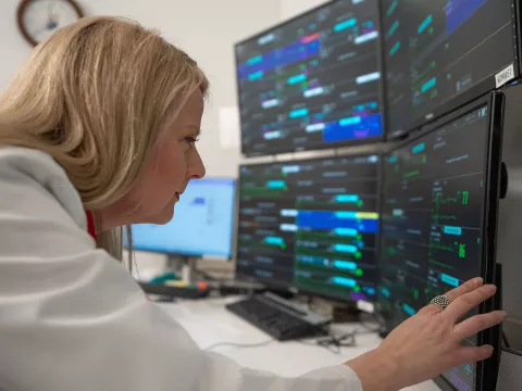 dr-dew-womens-cardiology-ahsm-monitors