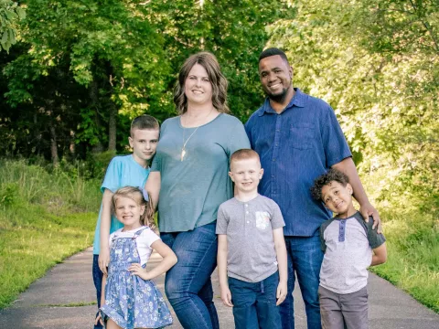 lindsey-thompson-ah-employee-family-1