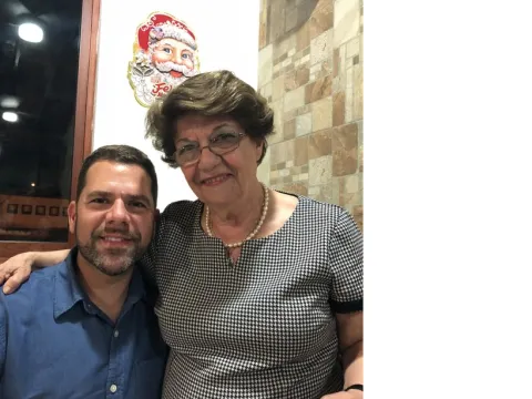 foundation-sharing-smiles-maryam-dorri-family