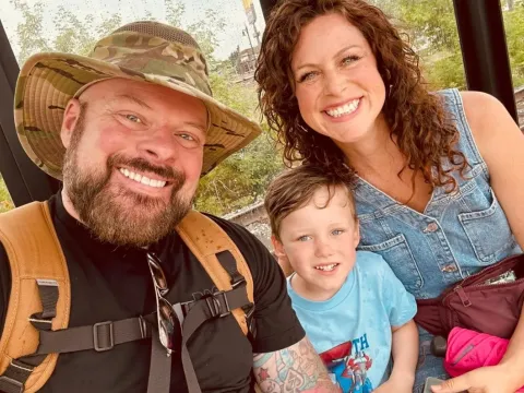 Shona Moeller and Bob Conlin with their son, Forest.