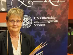 Lena Selbrand with an American flag