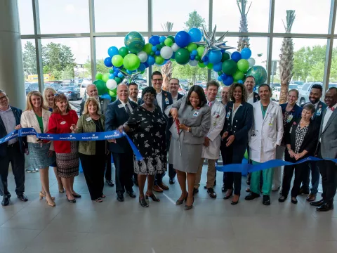AdventHealth Daytona Beach celebrated the official opening of its campus-based medical office building and ambulatory surgery center.