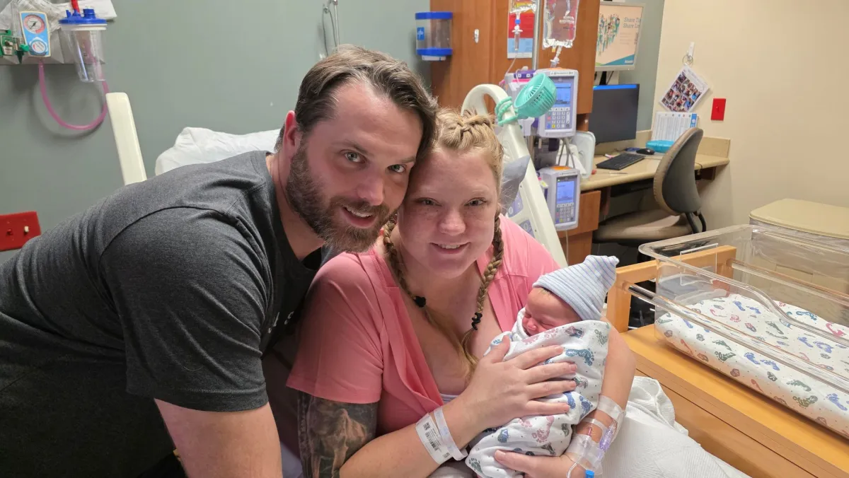 First baby of 2026 born at The Baby Place has perfect timing for family