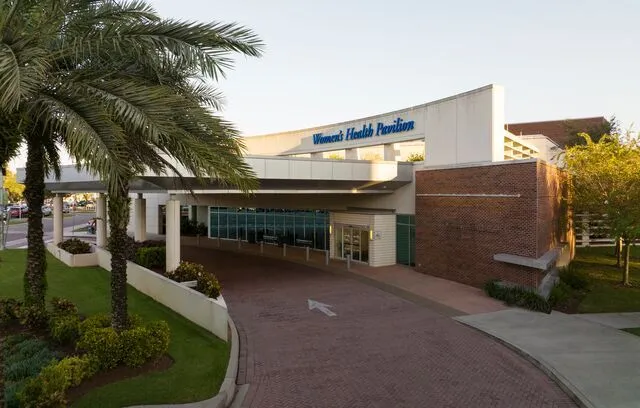 AdventHealth Tampa Women's Care Pavilion 