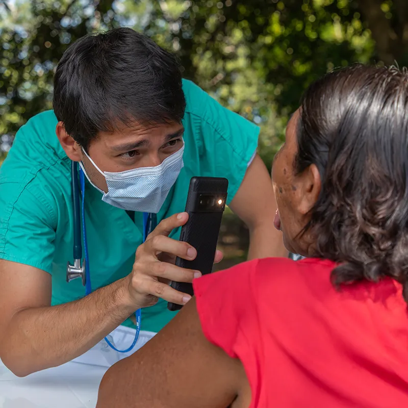 global-missions-peru-provider-with-patient-800x800